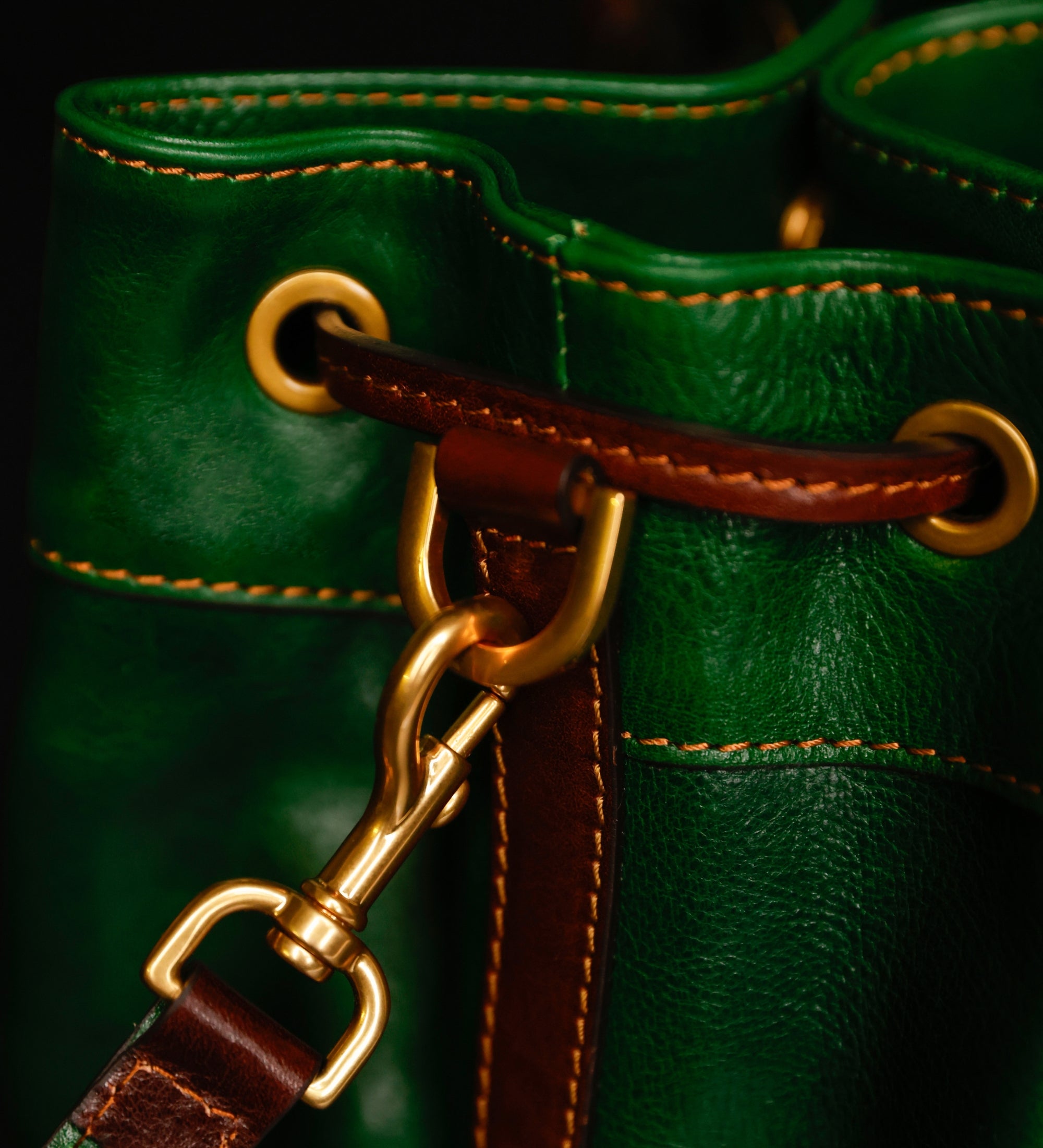 Leather Bucket Bag for Women - Light In August