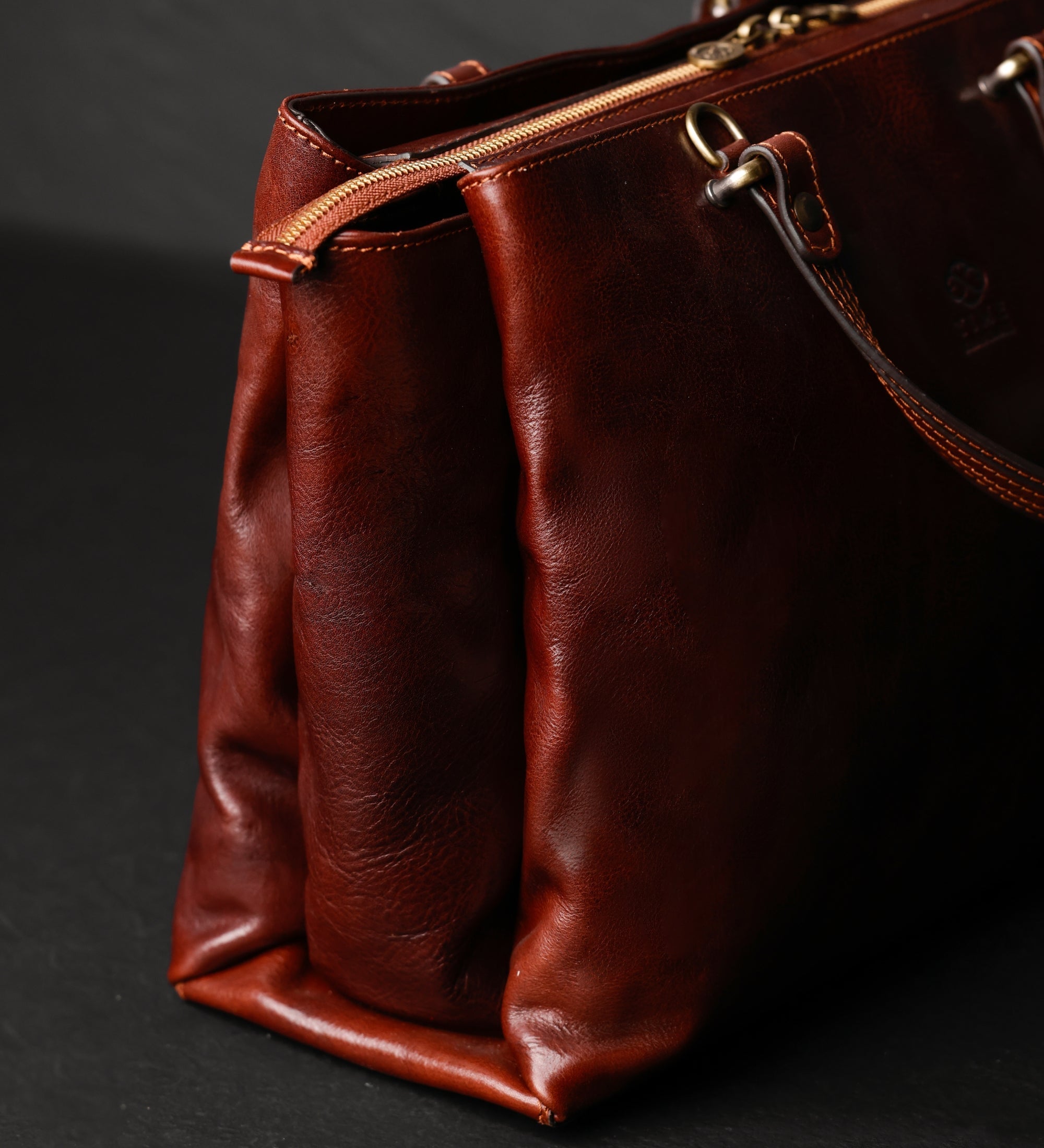 Leather Tote Bag for Women – The Scarlet Letter