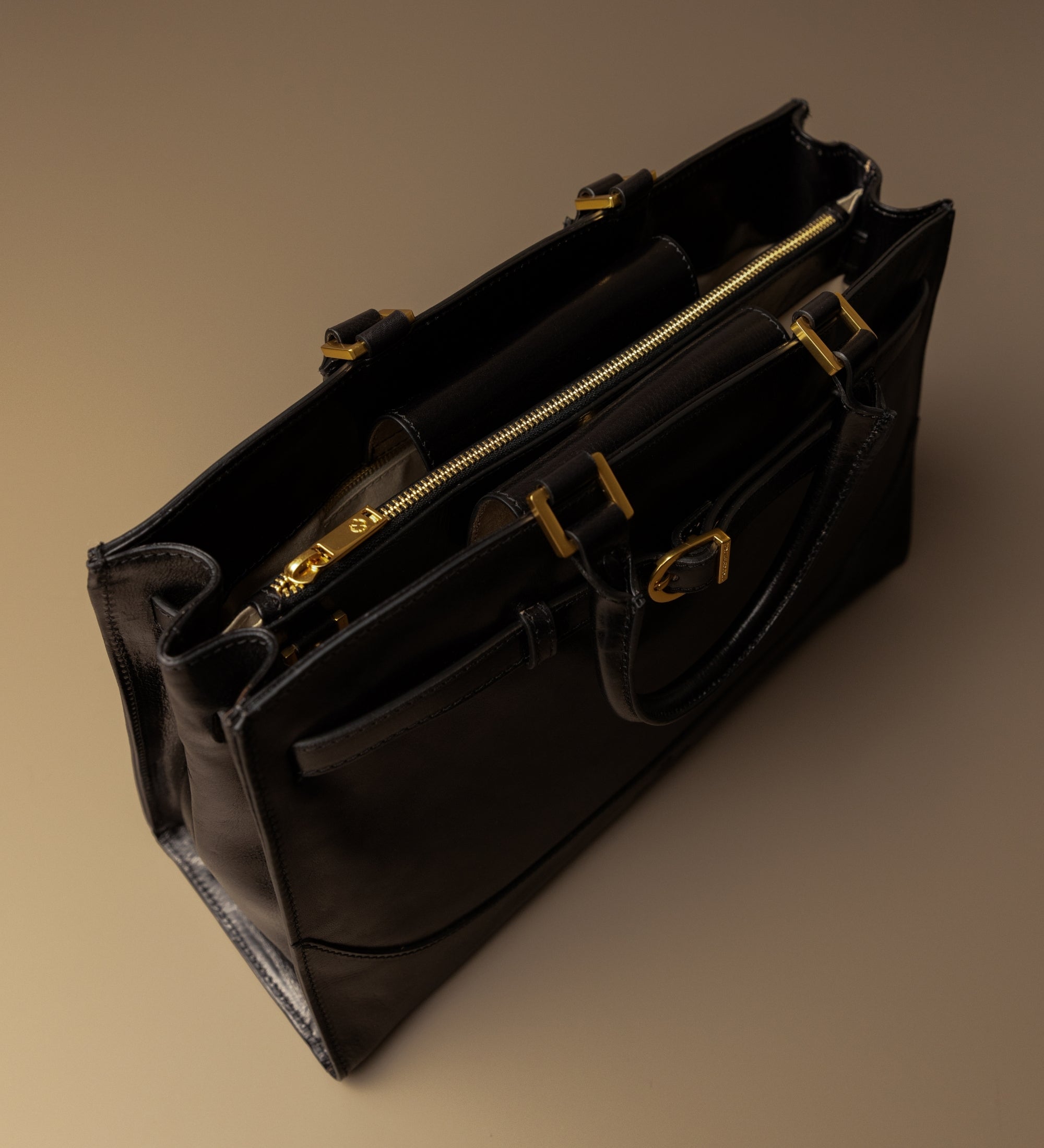 Womens Leather Handbag - Shirley