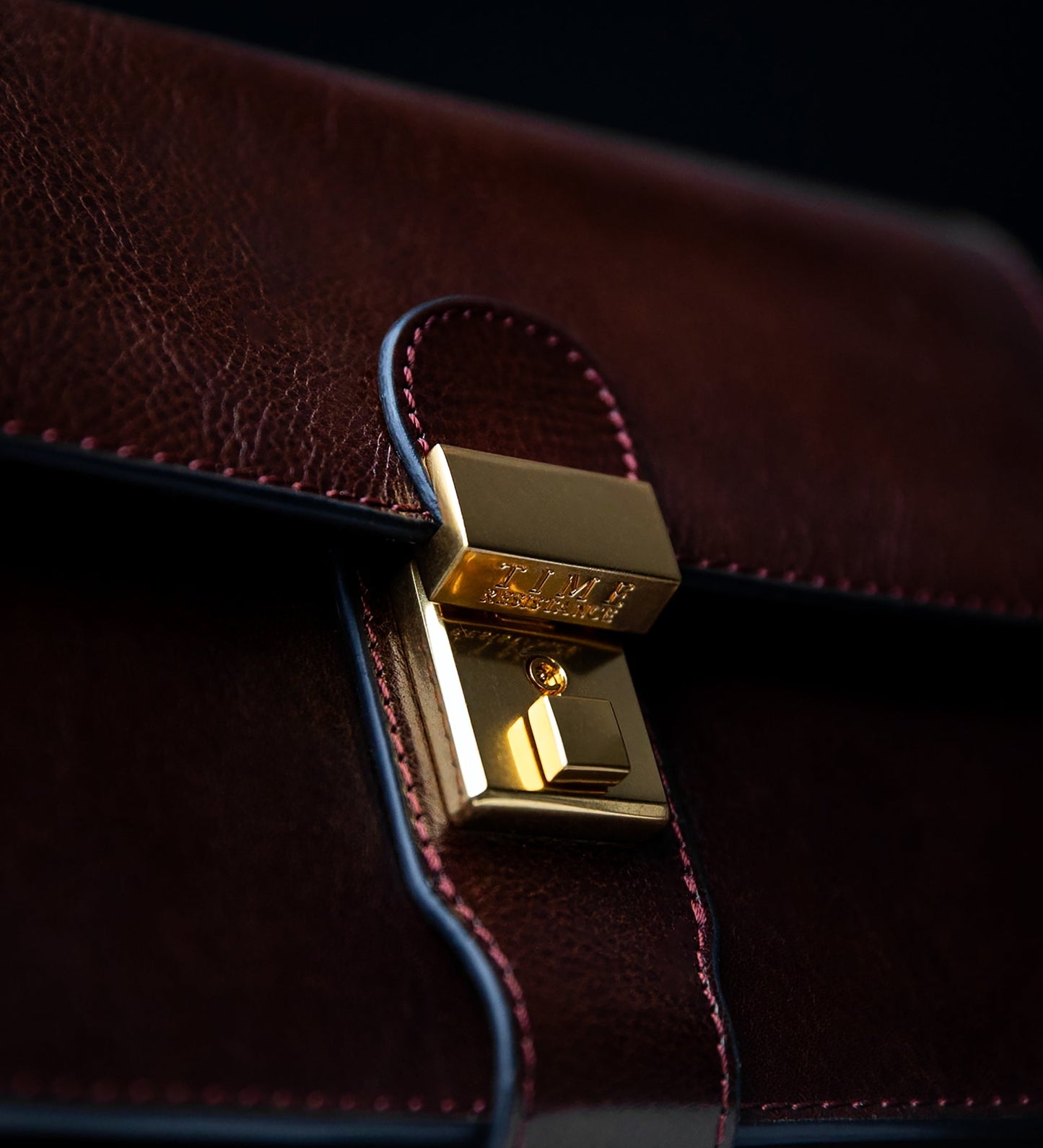 Pochette en cuir - Le Faucon maltais