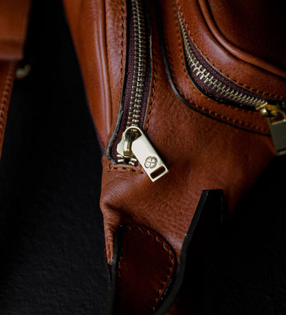 Sac banane en cuir - Independent People