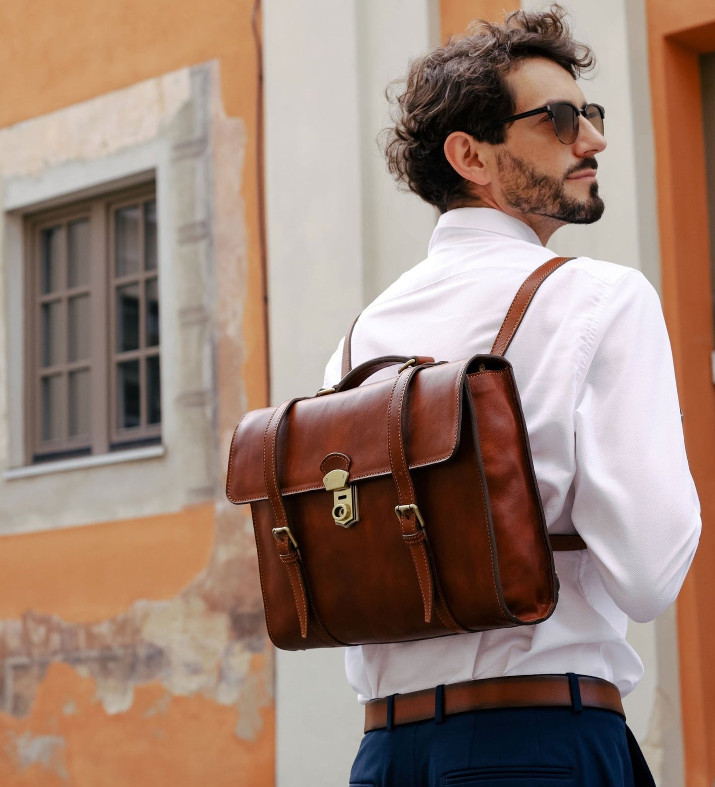 Porte-documents en cuir ceinturé, sac à dos convertible - The Glass Menagerie