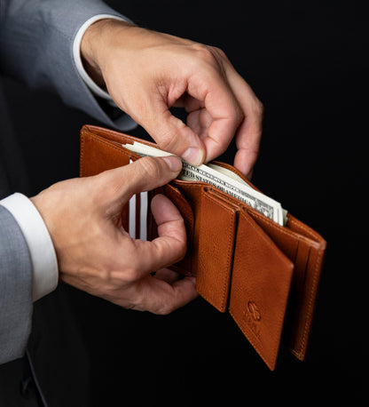 Leather Bifold Wallet - Daniel