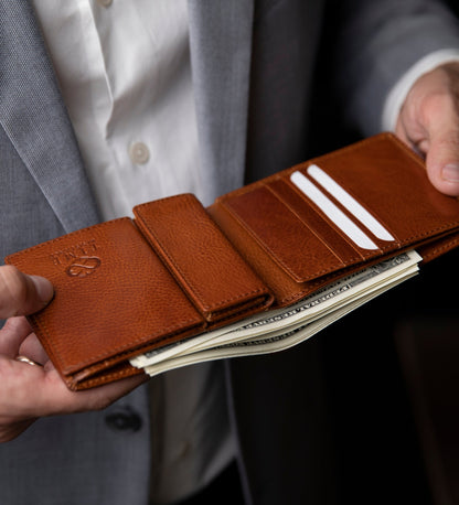 Leather Bifold Wallet - Daniel