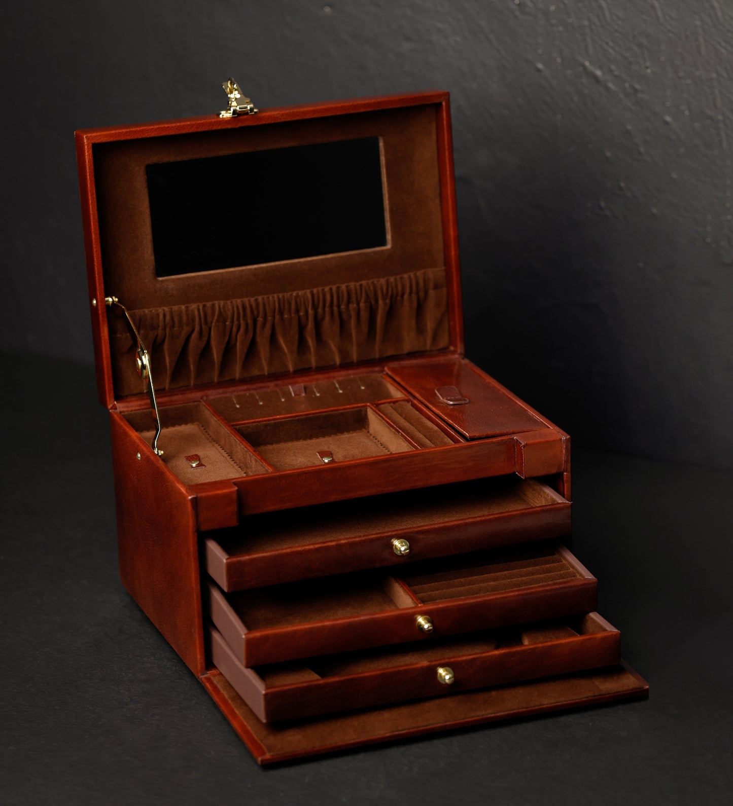 Large Leather Jewelry Box - The Portrait of a Lady