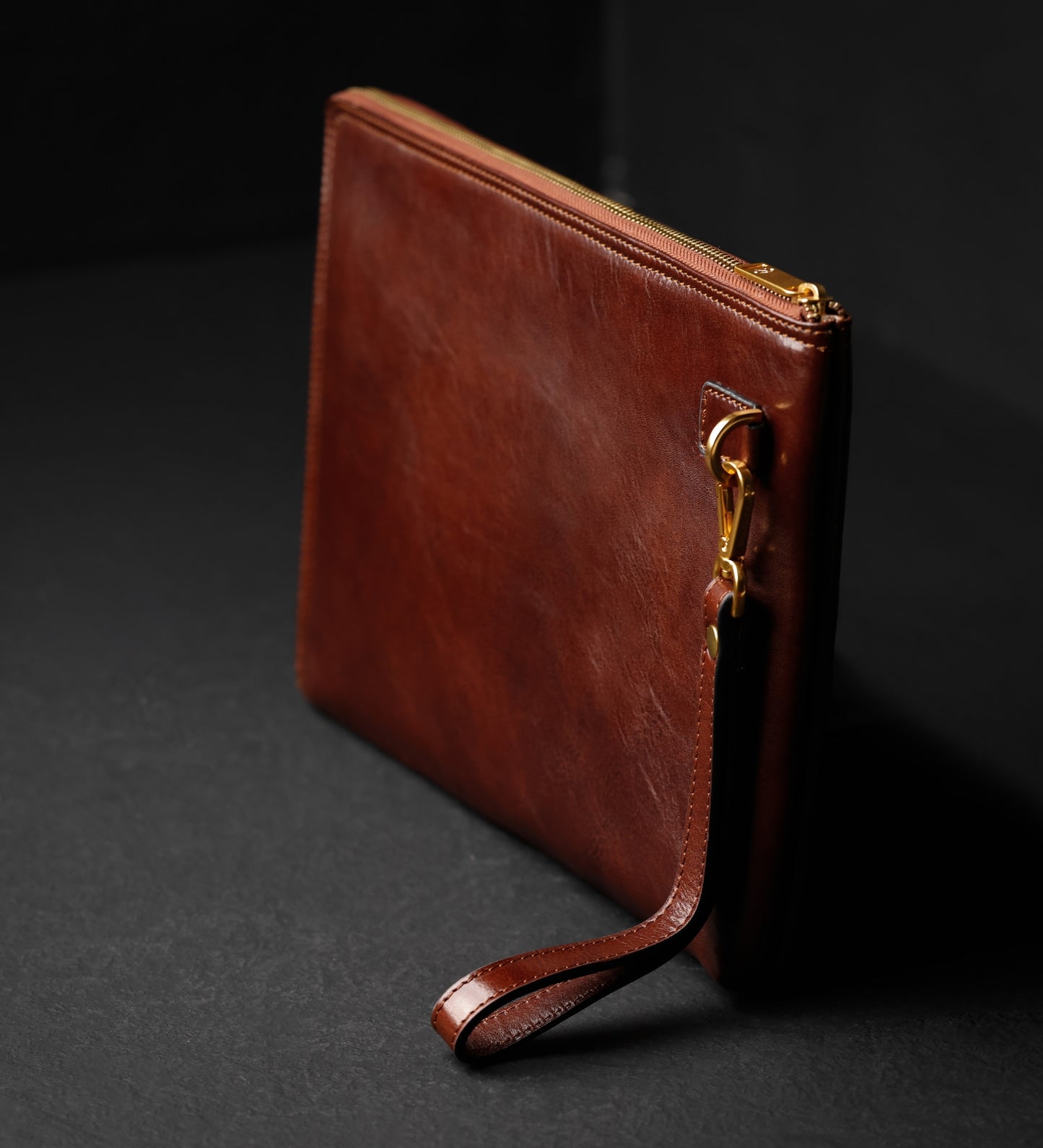 Pochette pour homme en cuir marron - The Brothers Karamazov