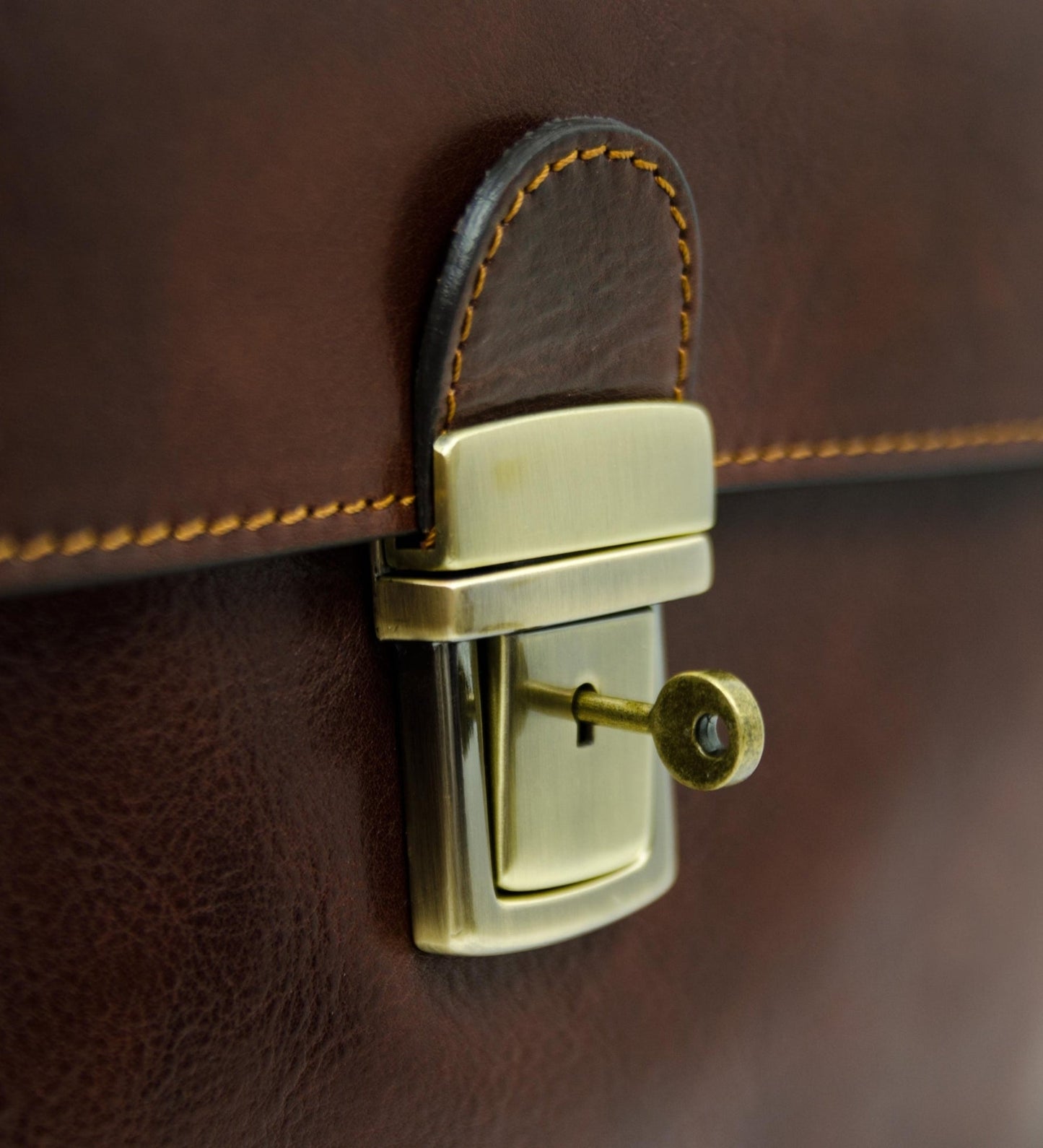 Sacoche en cuir pour ordinateur portable - InColdBlood