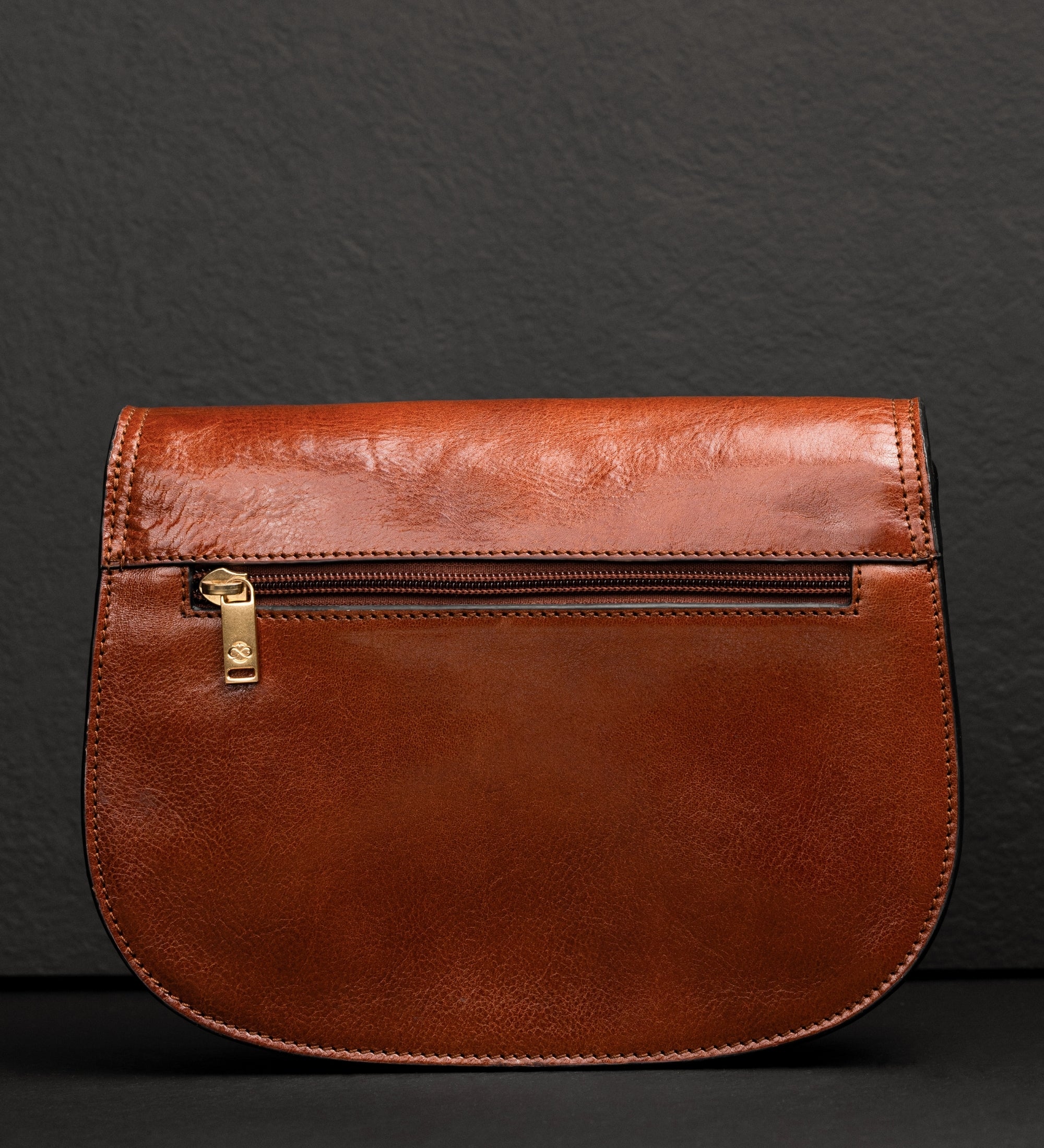 Leather Saddle Bag for Women - Moonfleet