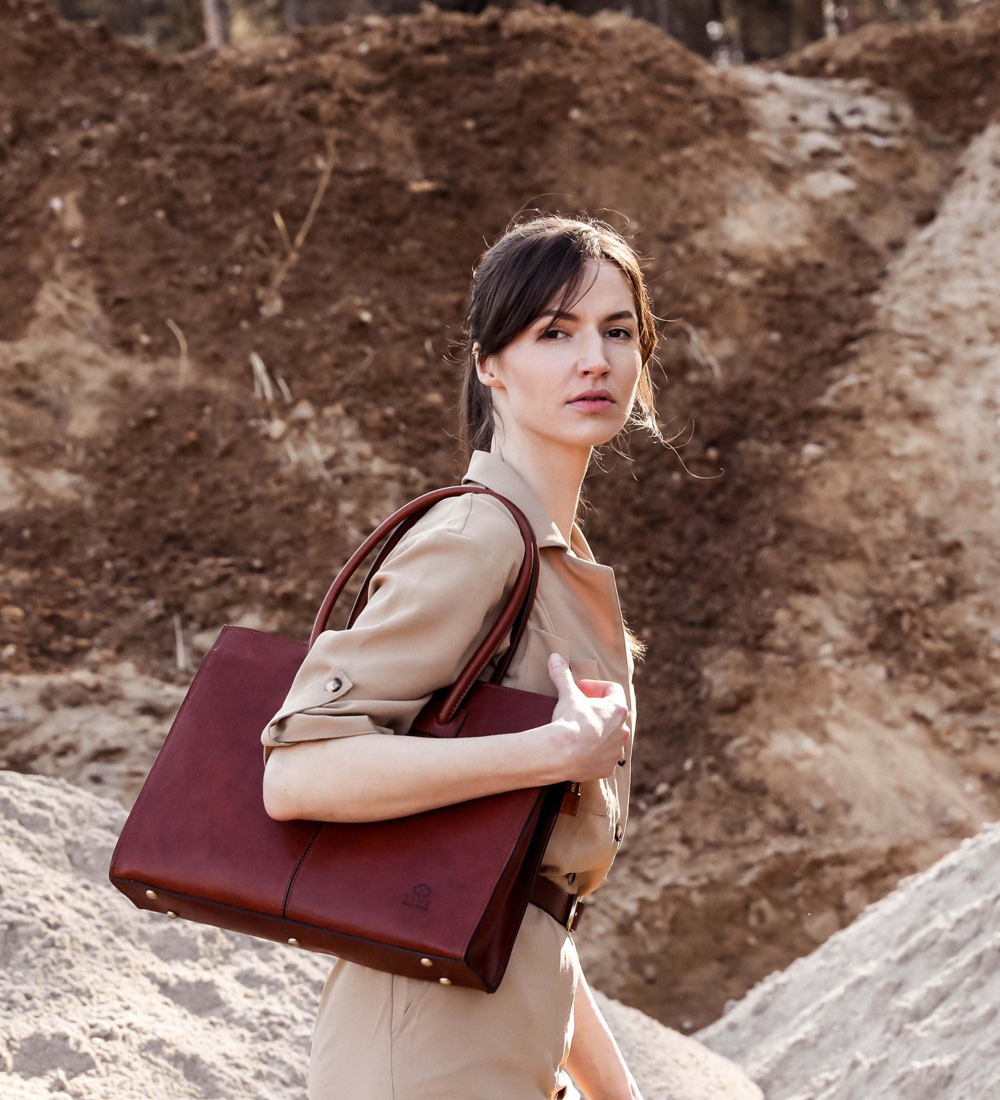 Womens Leather Handbag Shoulder Bag - Anna Karenina