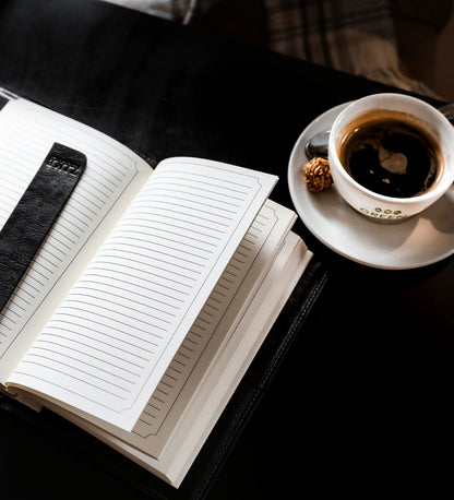 Womens Leather Journal with Refillable A5 Notepad - The Diary of a Nobody