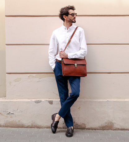 Portefeuille en cuir, sac de travail avec bandoulière - The Corrections