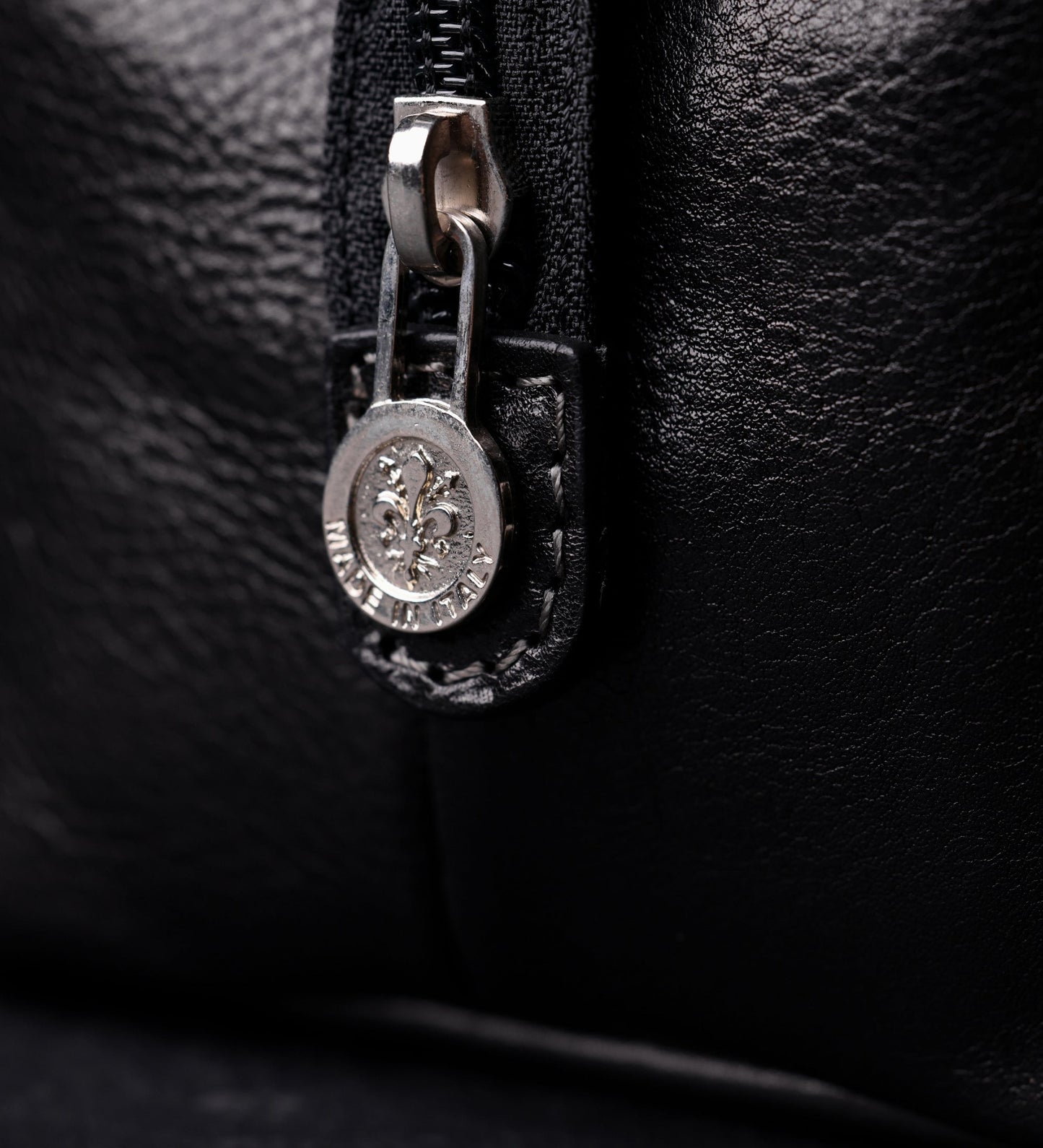 Trousse de toilette en cuir - Four Past Midnight