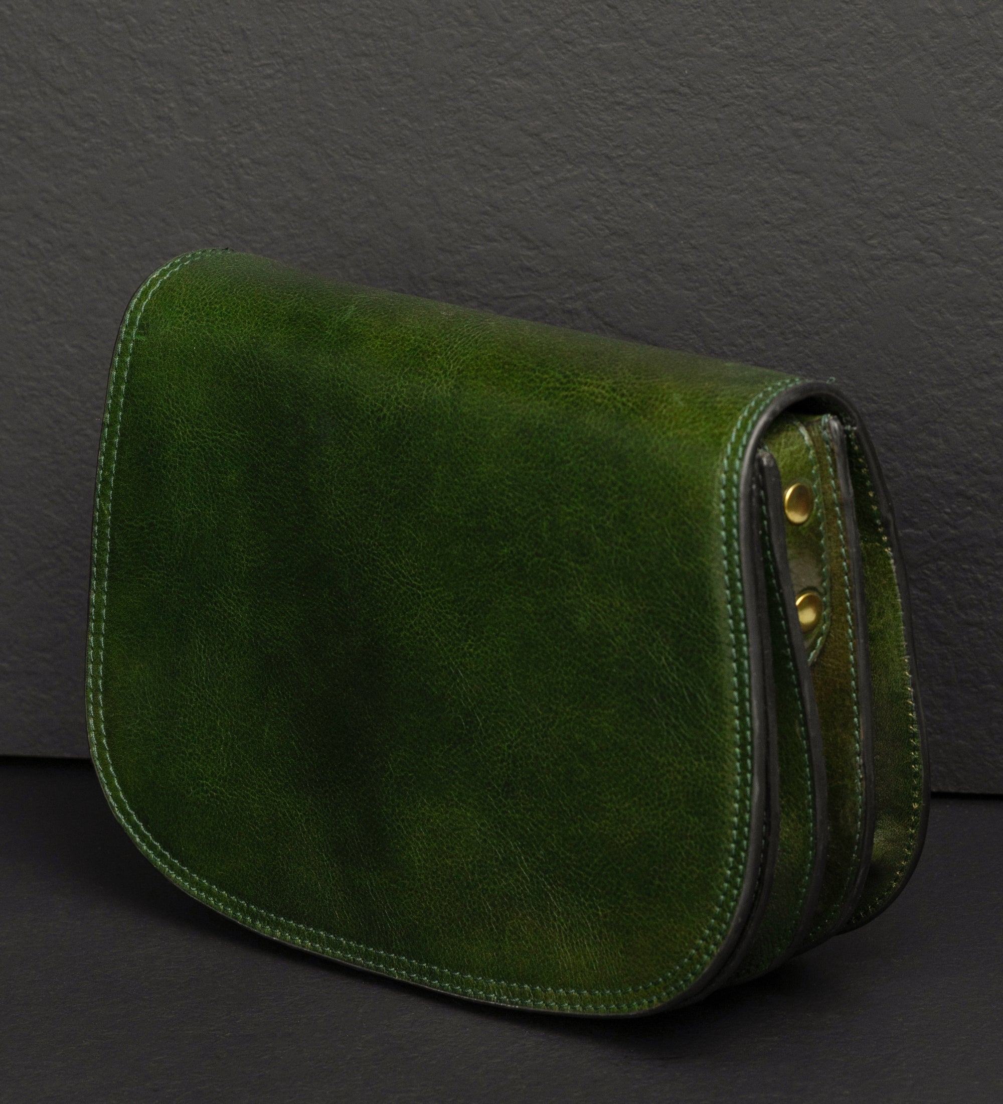 Leather Saddle Bag for Women - Moonfleet