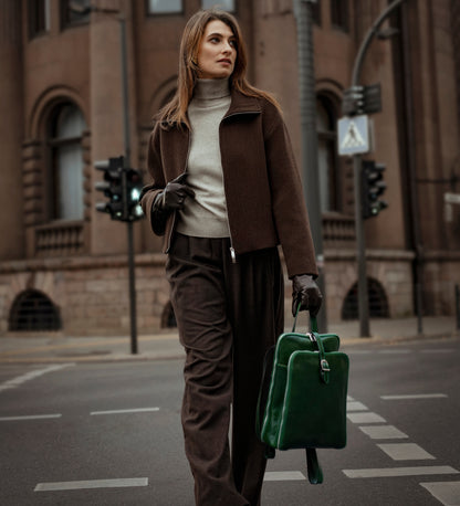 Bolsa bandolera convertible en mochila de piel para mujer - Clarissa