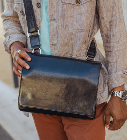 Leder Messenger Bag - A Room with a View