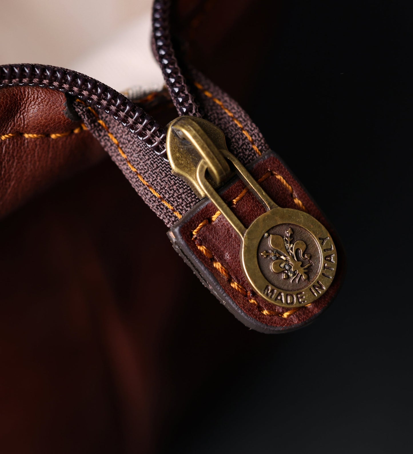 Trousse de toilette en cuir - Four Past Midnight