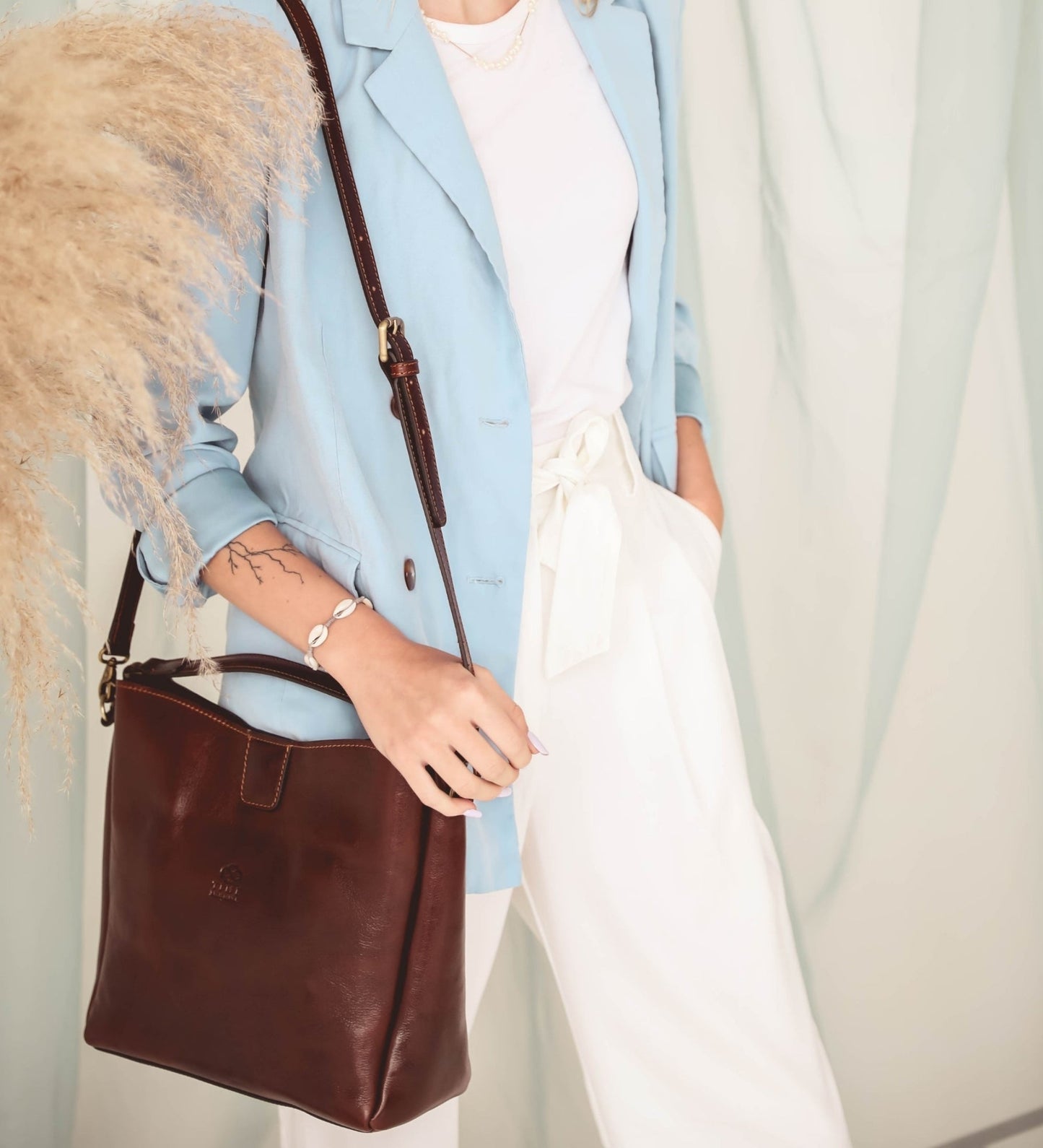 Fourre-tout en cuir marron pour femmes, sac à bandoulière - Alice in Wonderland