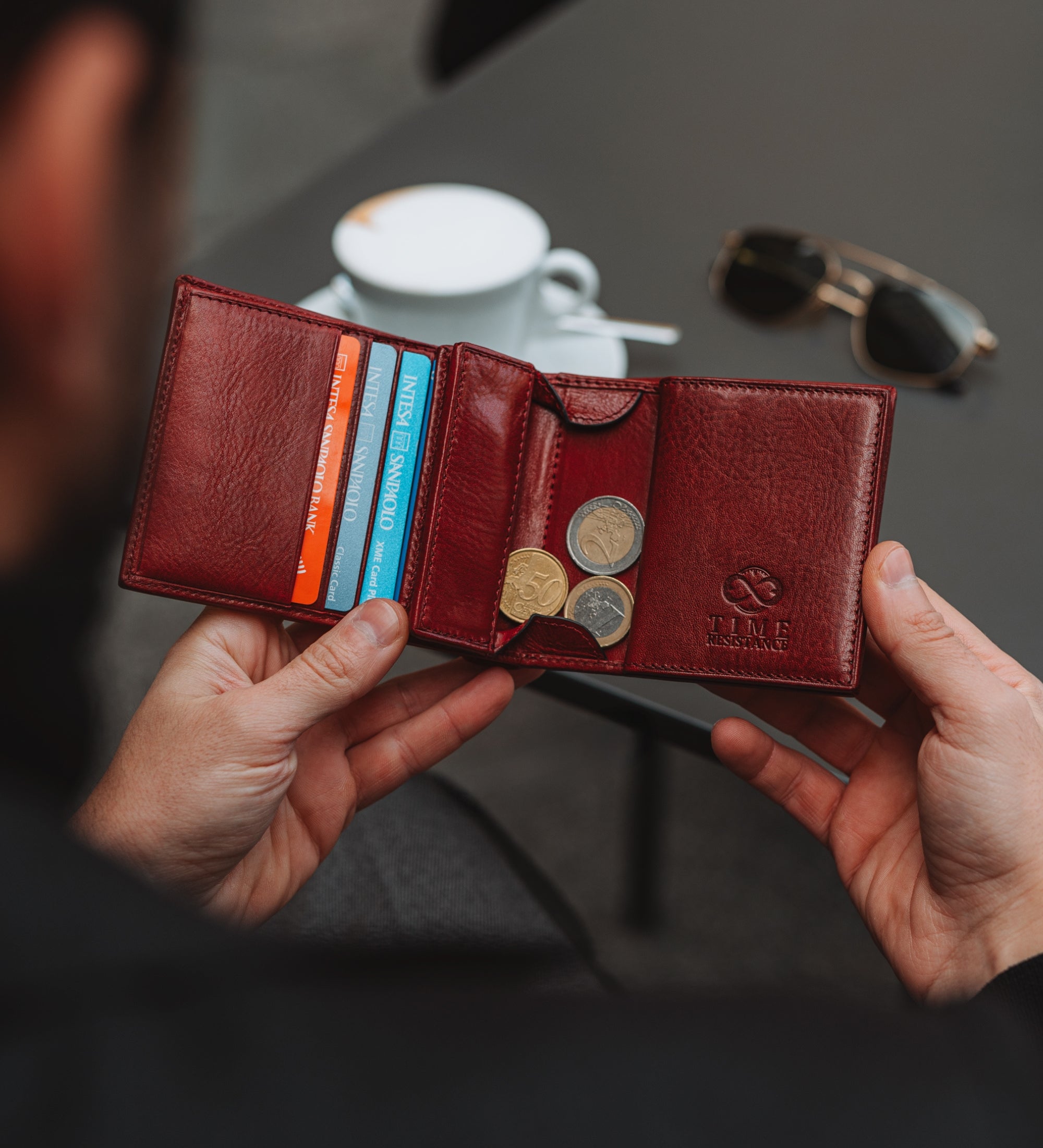 Leather Bifold Wallet - Daniel