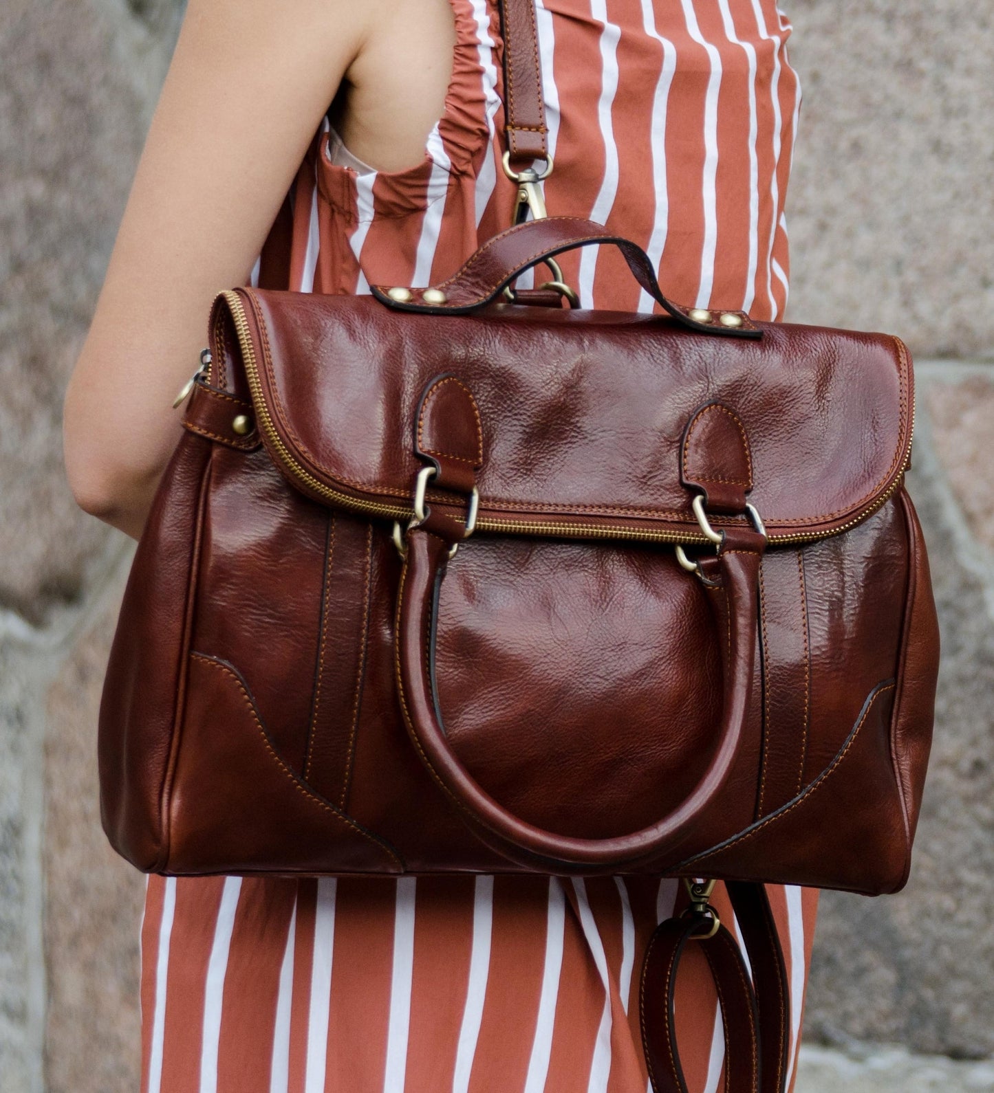 Sac à dos en cuir marron pour femmes - Charlotte's Web