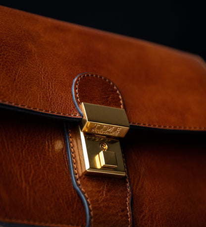 Pochette en cuir - Le Faucon maltais