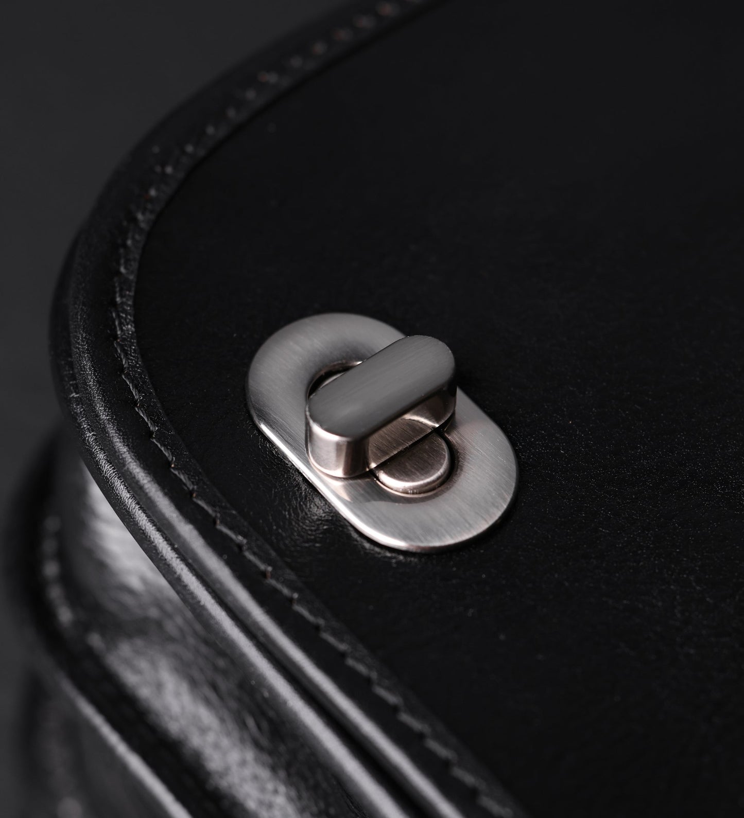 Sacoche en cuir pour ordinateur portable - Illusions