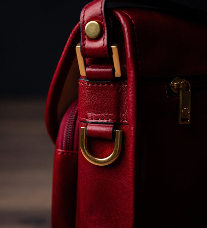 Sac en cuir pour le corps - Women In Love