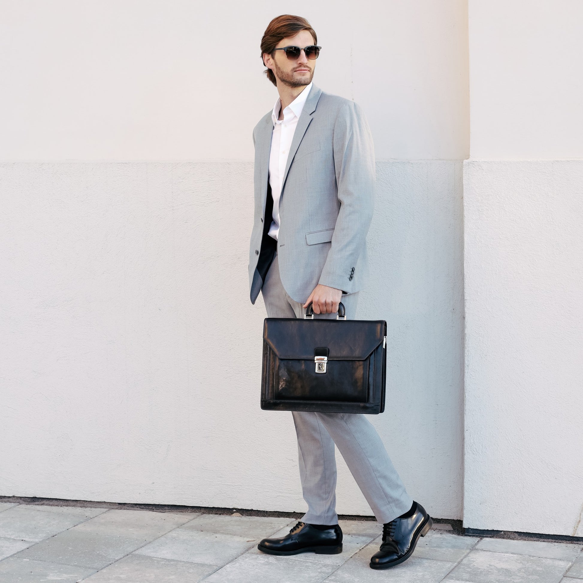 Large Leather Briefcase - Invisible Man Briefcase Time Resistance   