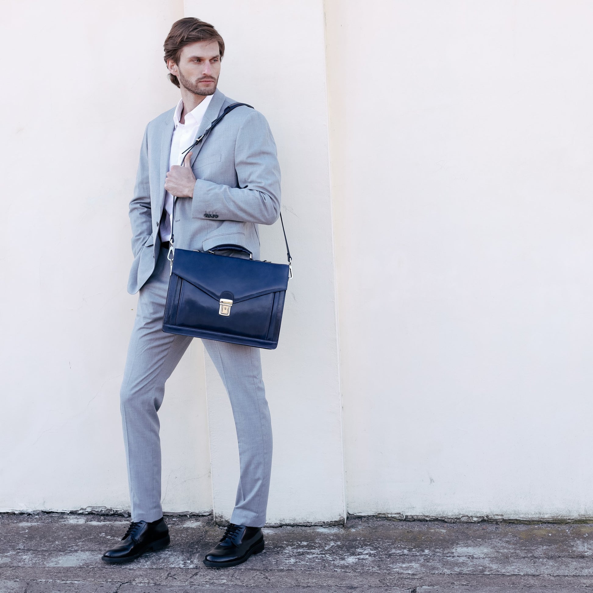 Classic Design Leather Briefcase - The Magus Briefcase Time Resistance   