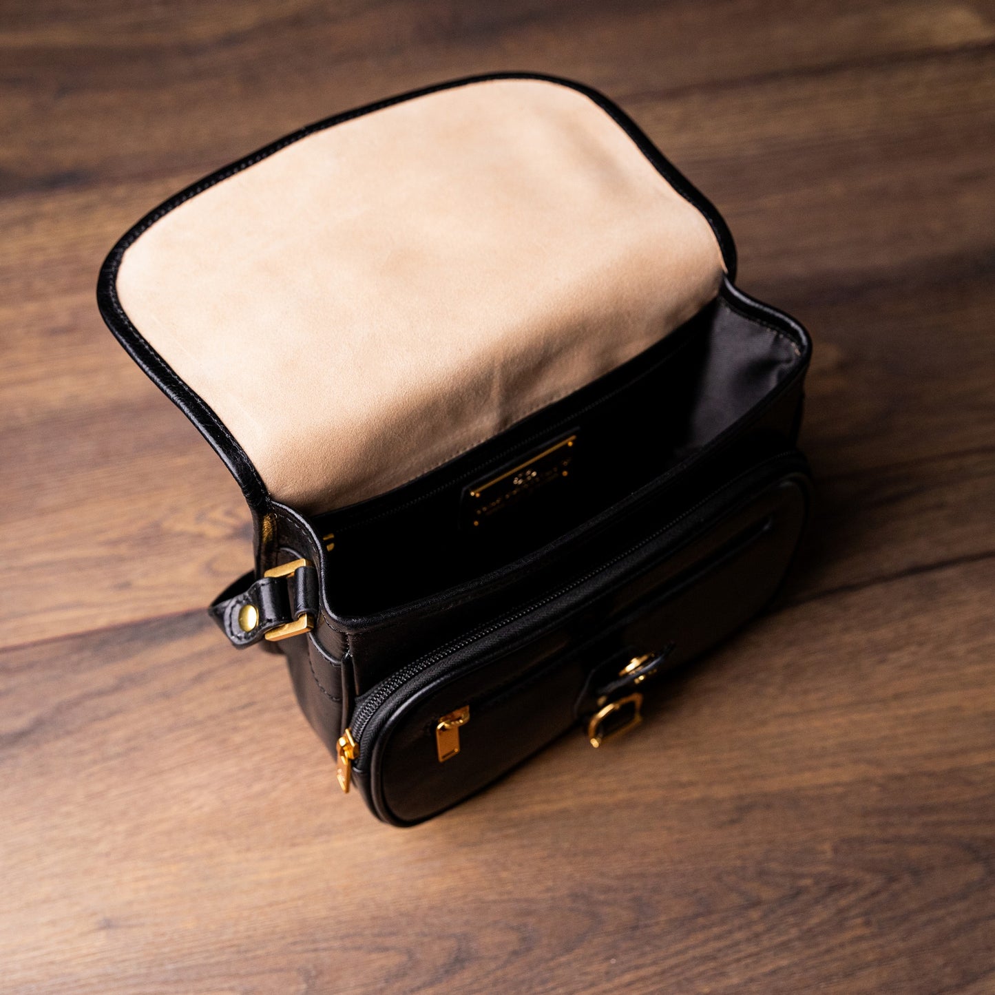 Sac en cuir pour le corps - Women In Love