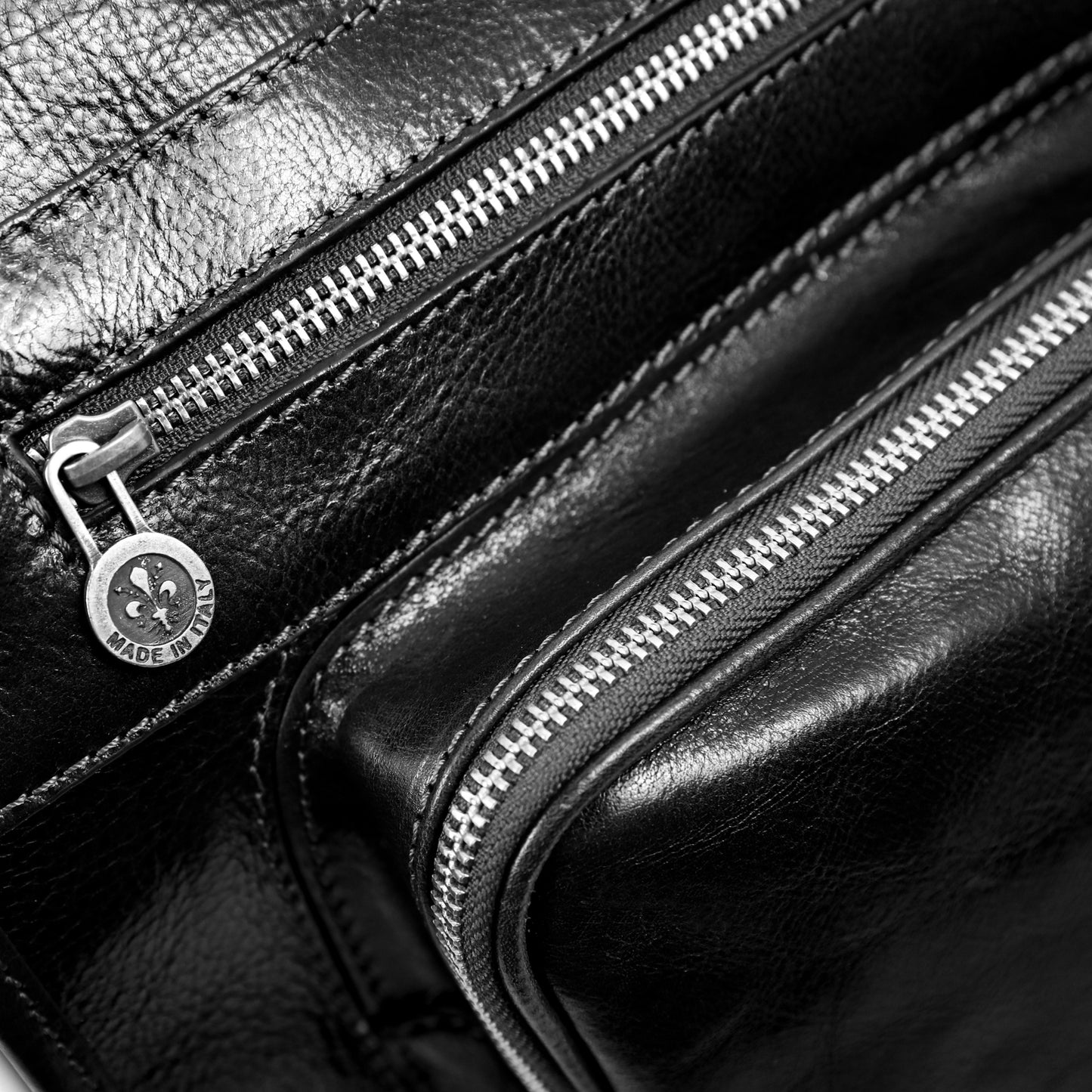 Leather Garment Bag - The Big Sleep