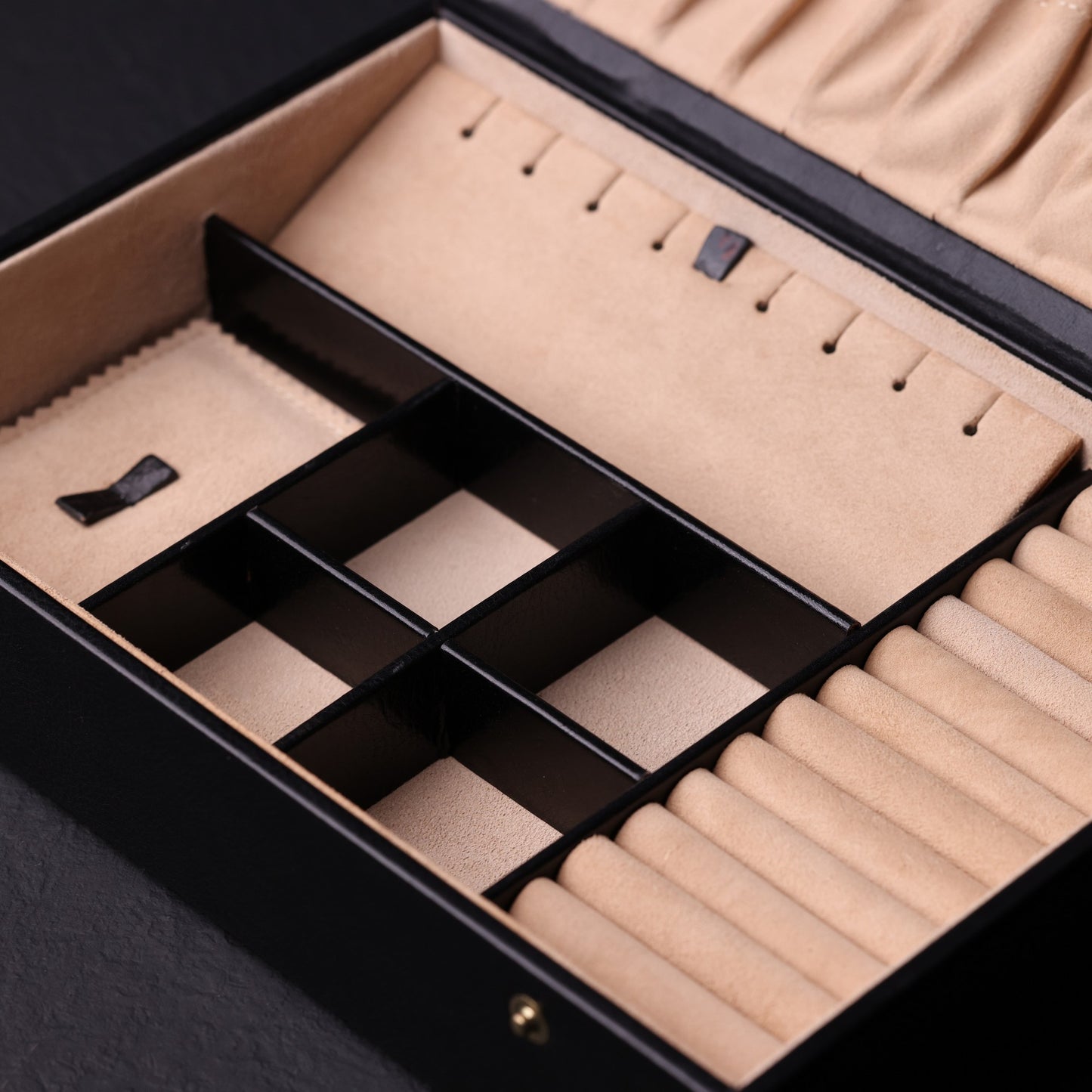 Leather Jewelry Box Accessory Box - The Line of Beauty