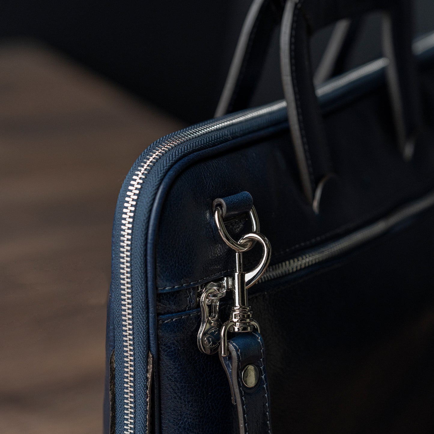 Leder Aktentasche Laptop-Tasche - Brave New World