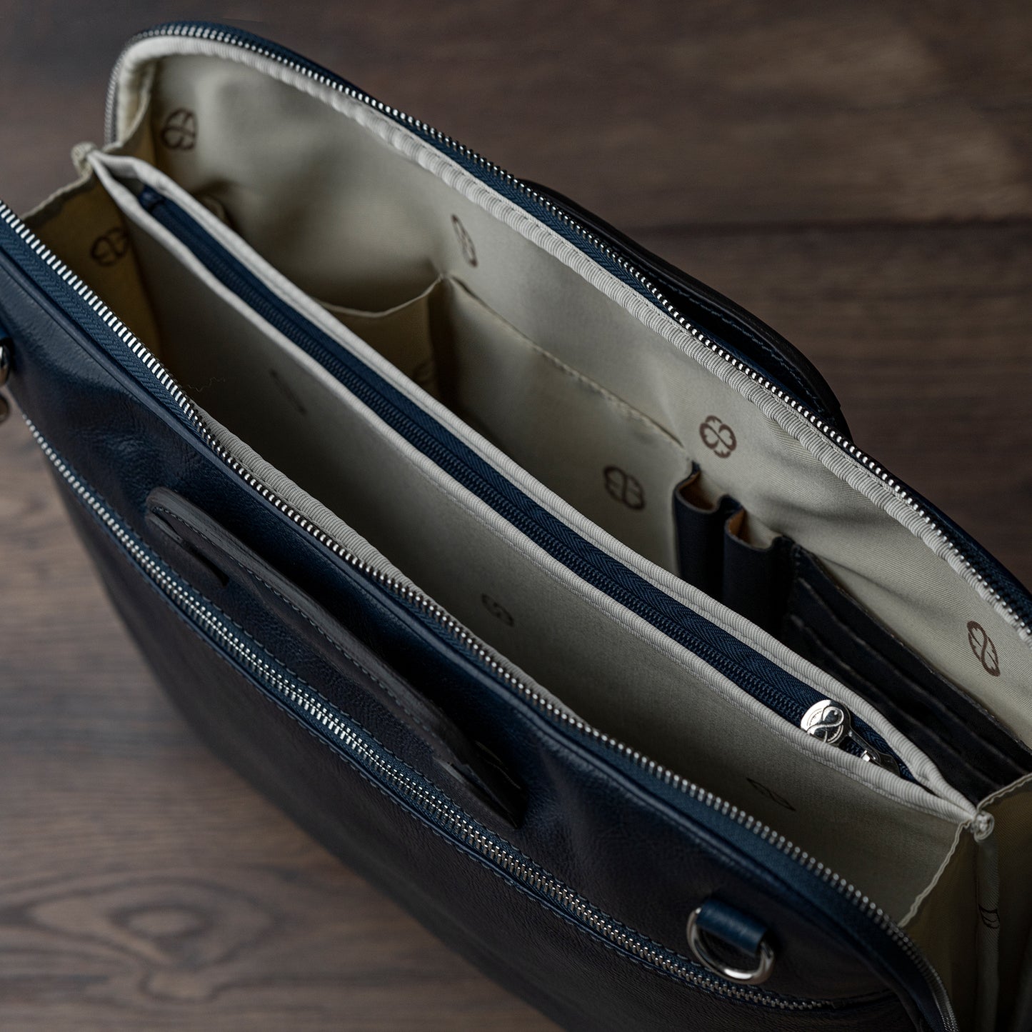 Leder Aktentasche Laptop-Tasche - Brave New World