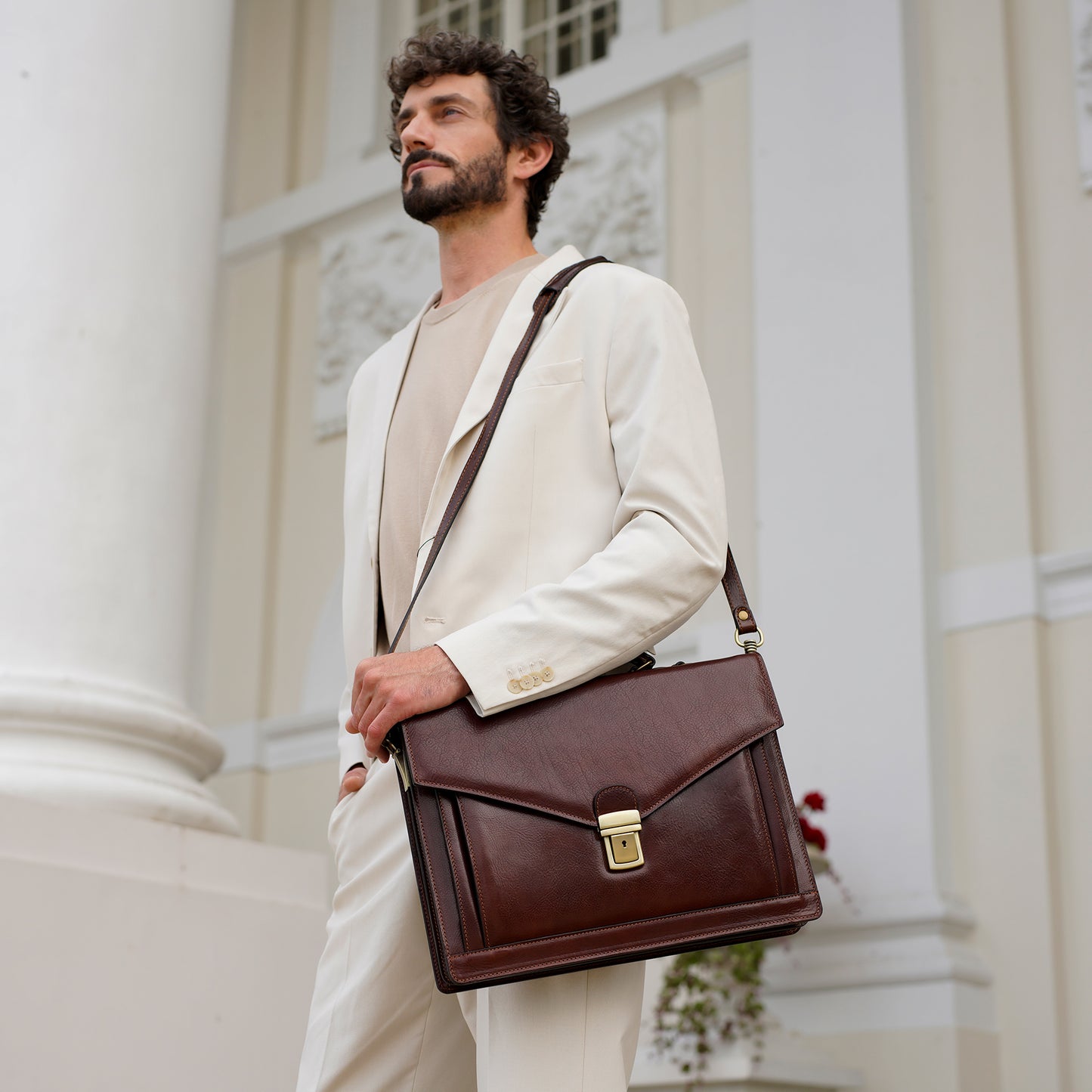 Porte-documents en cuir au design classique - The Magus