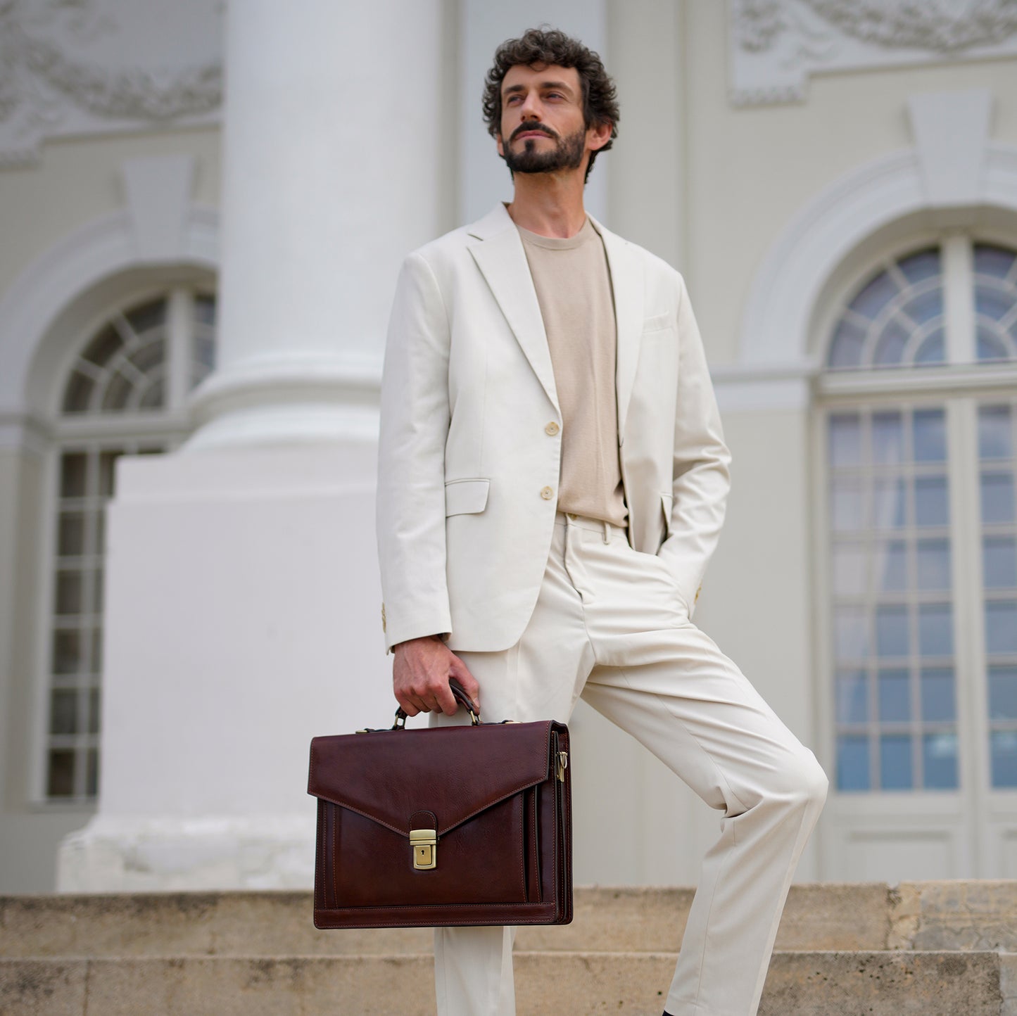 Porte-documents en cuir au design classique - The Magus