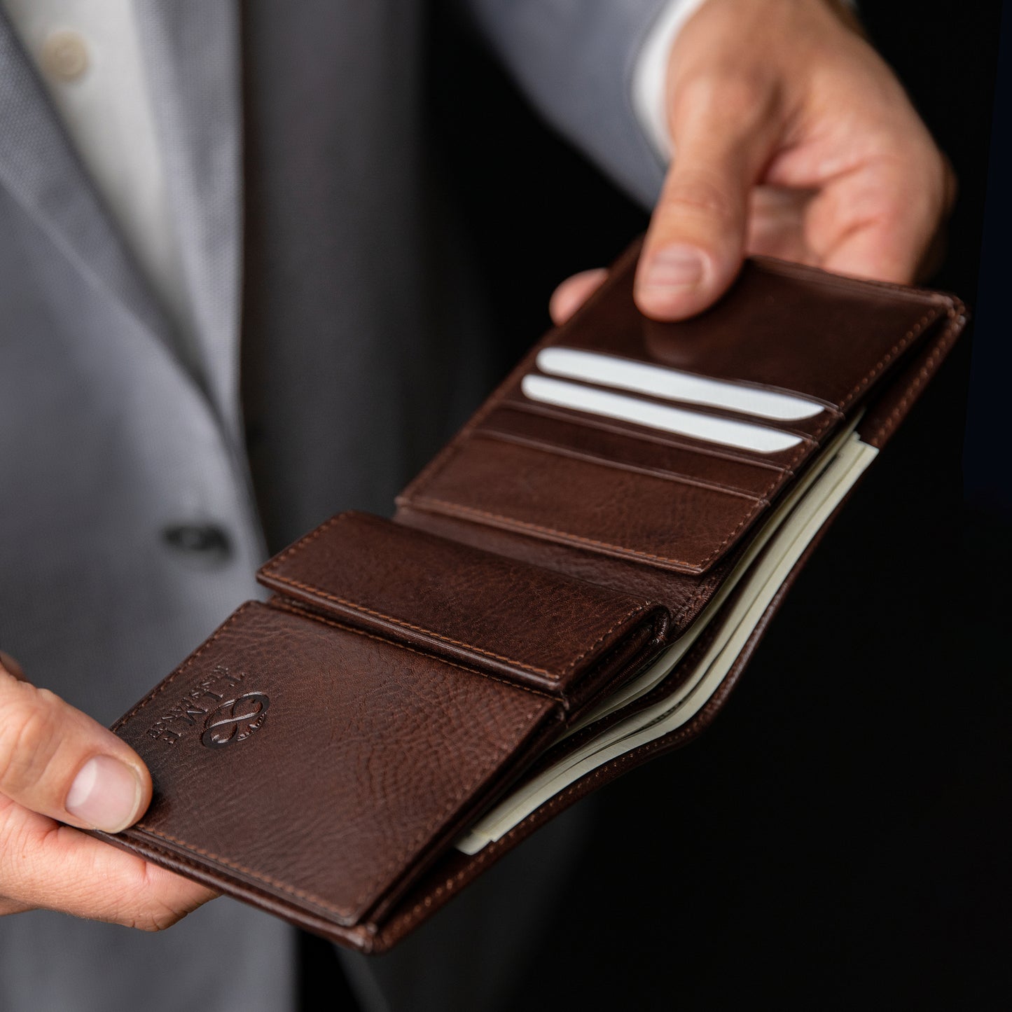 Leather Bifold Wallet - Daniel