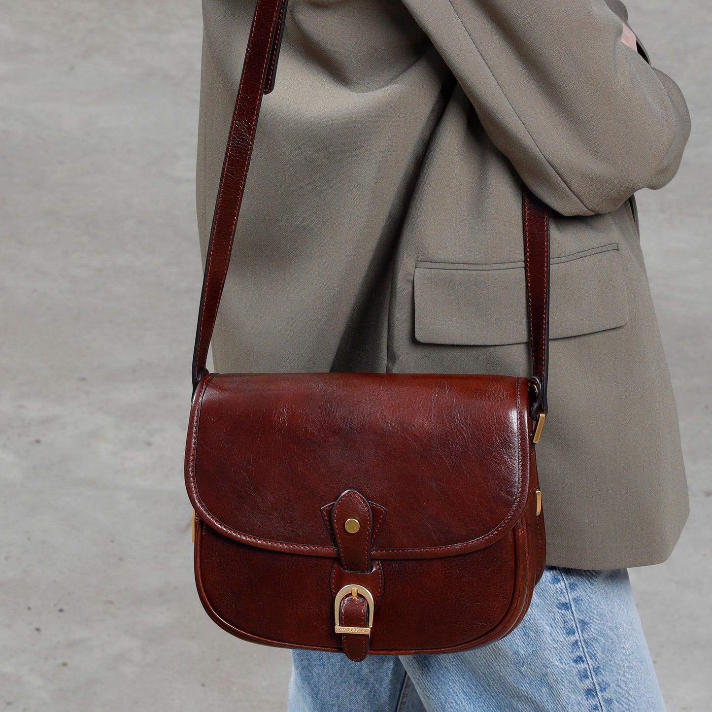 Sac en cuir pour le corps - Women In Love