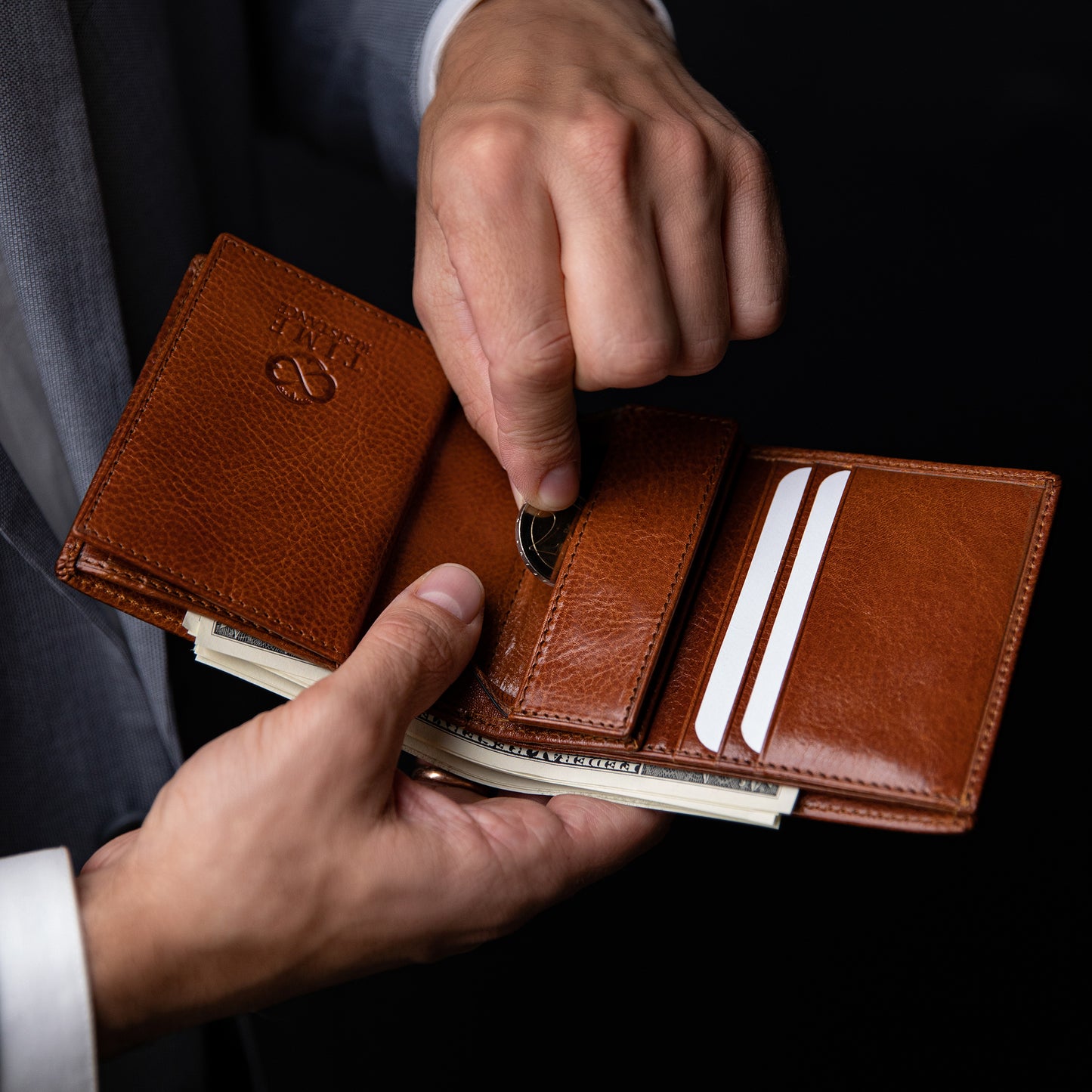 Leather Bifold Wallet - Daniel