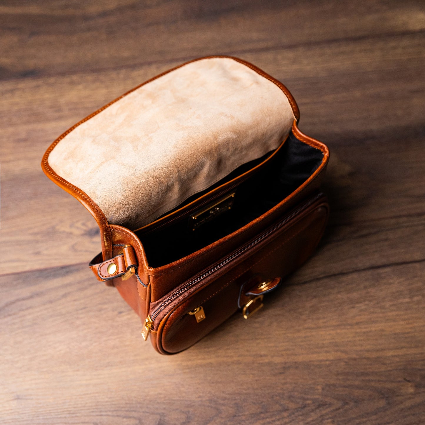Sac en cuir pour le corps - Women In Love