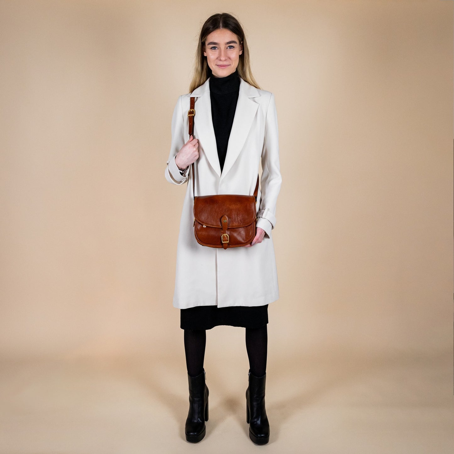 Sac en cuir pour le corps - Women In Love