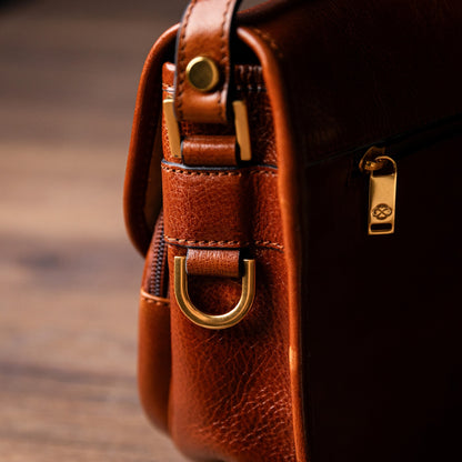 Sac en cuir pour le corps - Women In Love