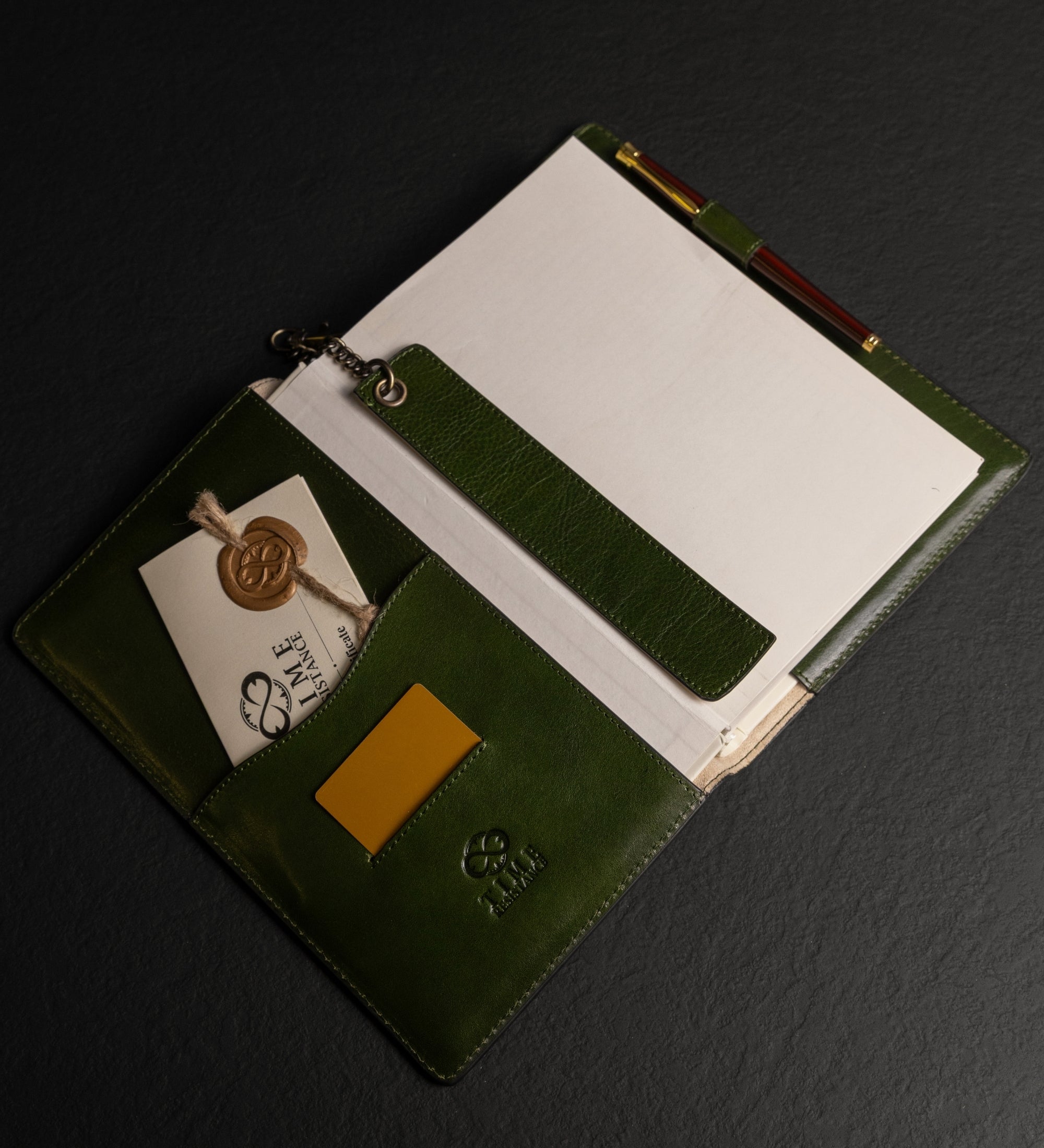 Womens Leather Journal with Refillable A5 Notepad - The Diary of a Nobody