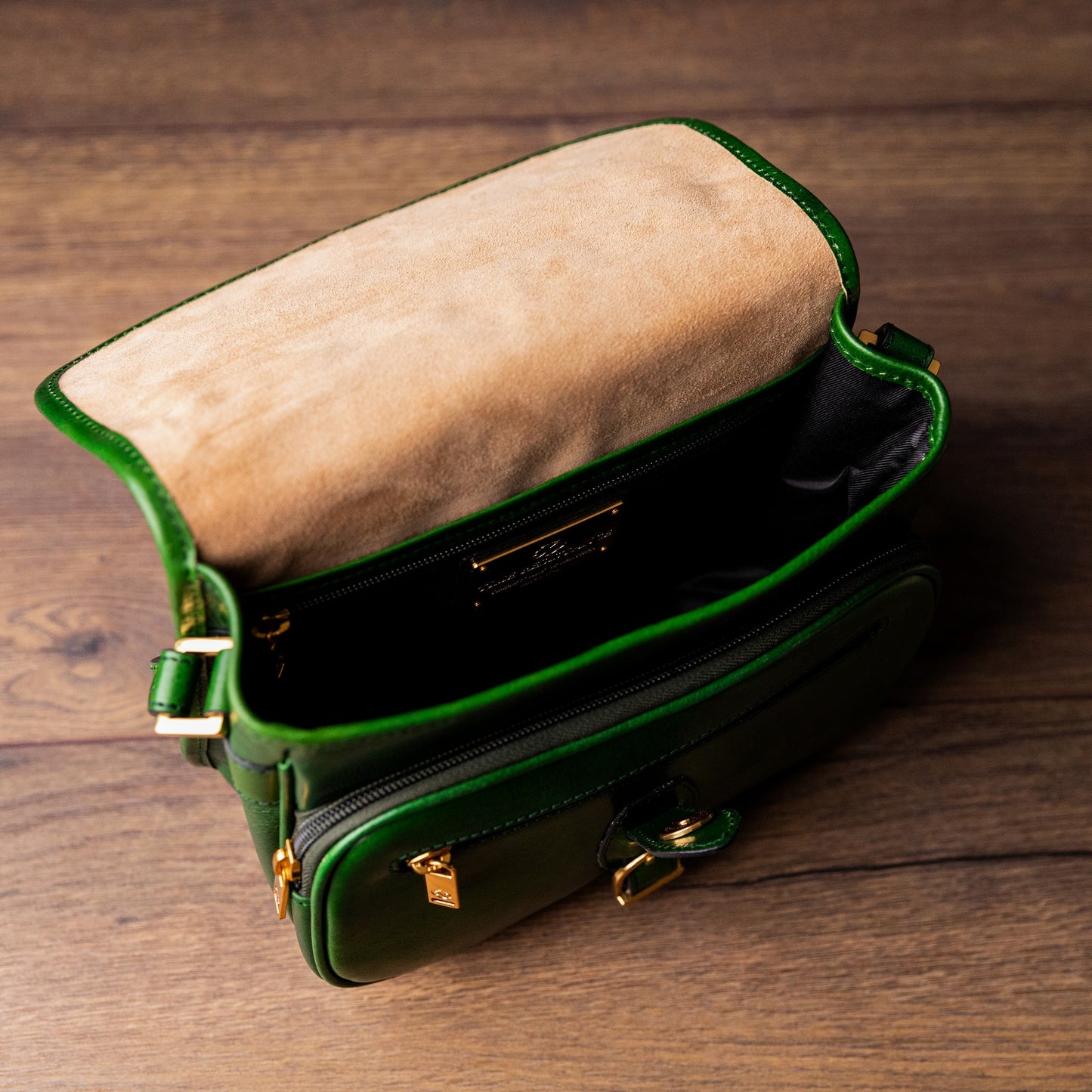 Sac en cuir pour le corps - Women In Love
