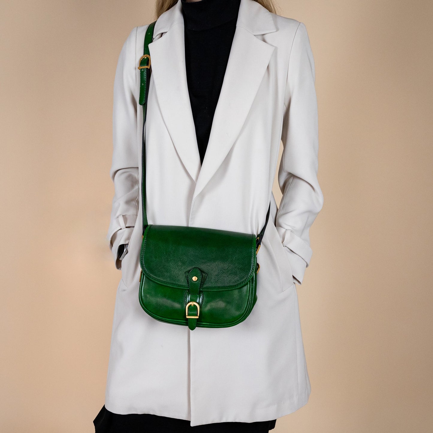 Sac en cuir pour le corps - Women In Love