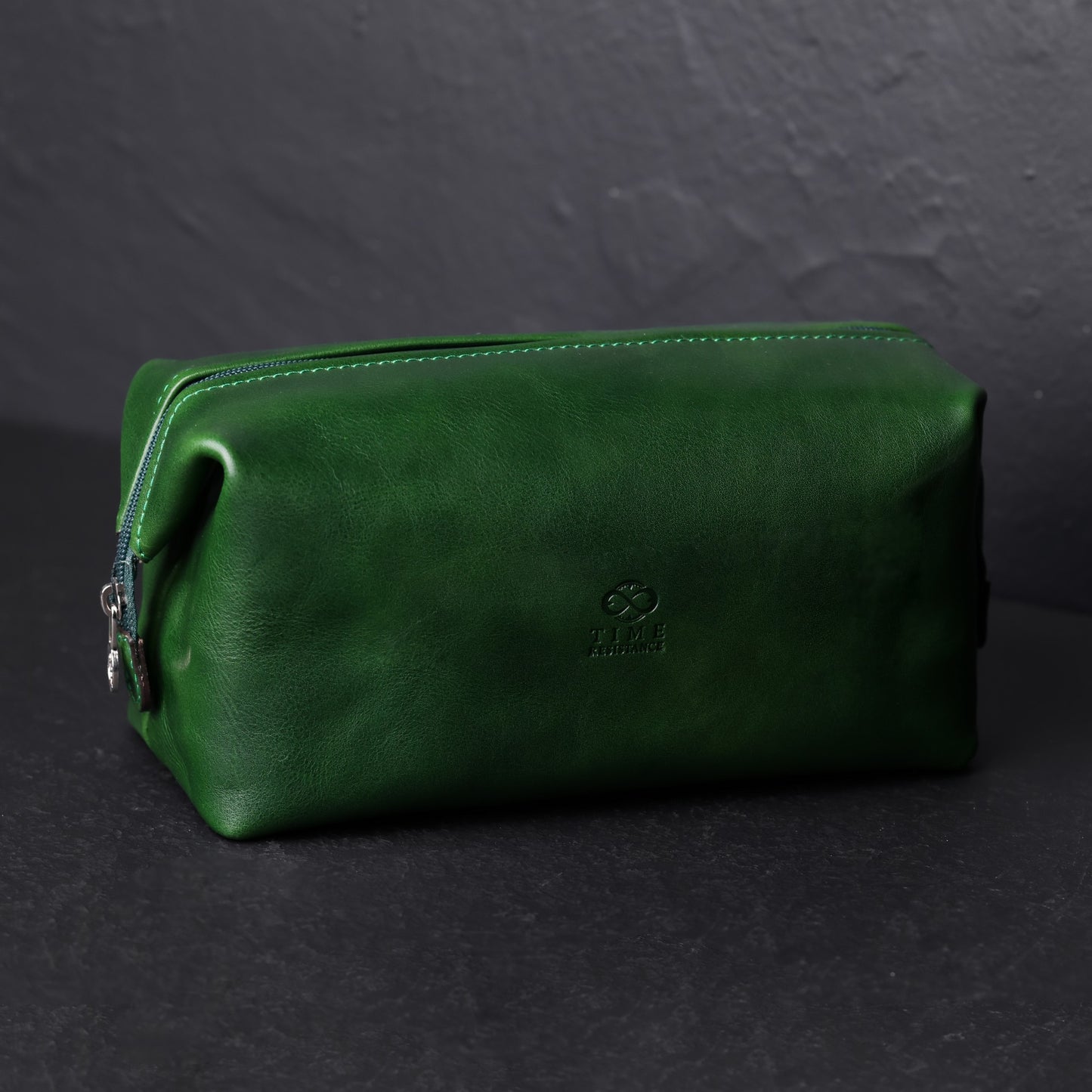 Trousse de toilette en cuir - Four Past Midnight