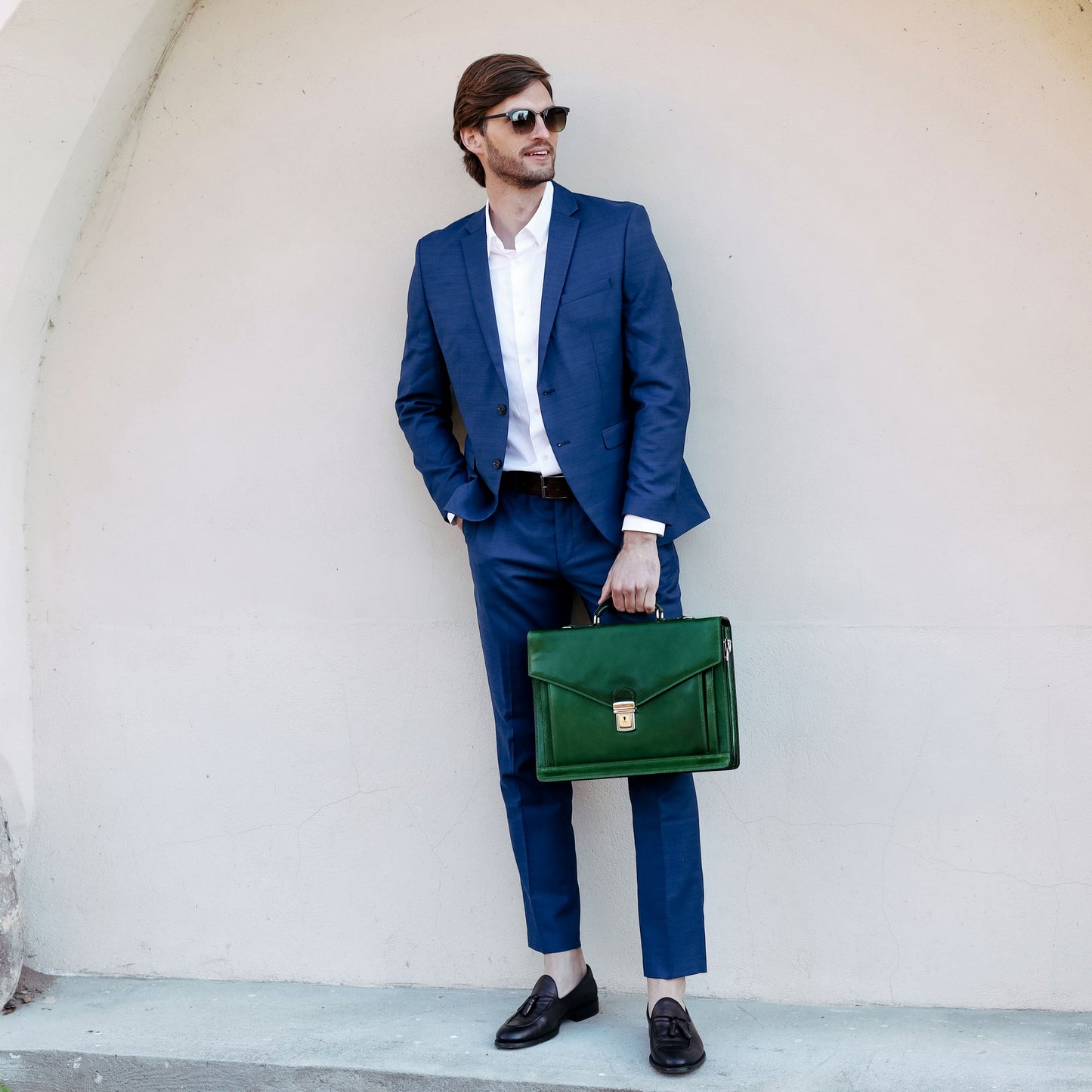 Classic Design Leather Briefcase - The Magus Briefcase Time Resistance   